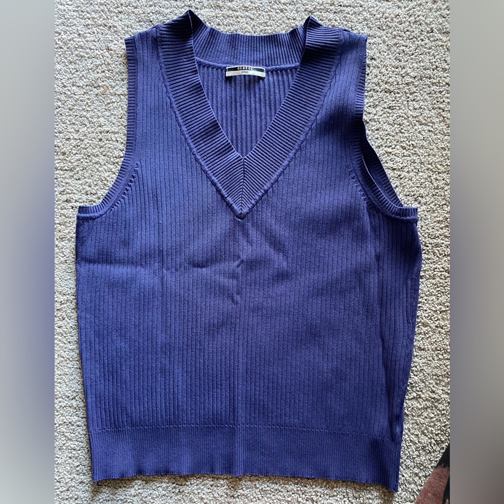 Vintage george v neck sweater vest